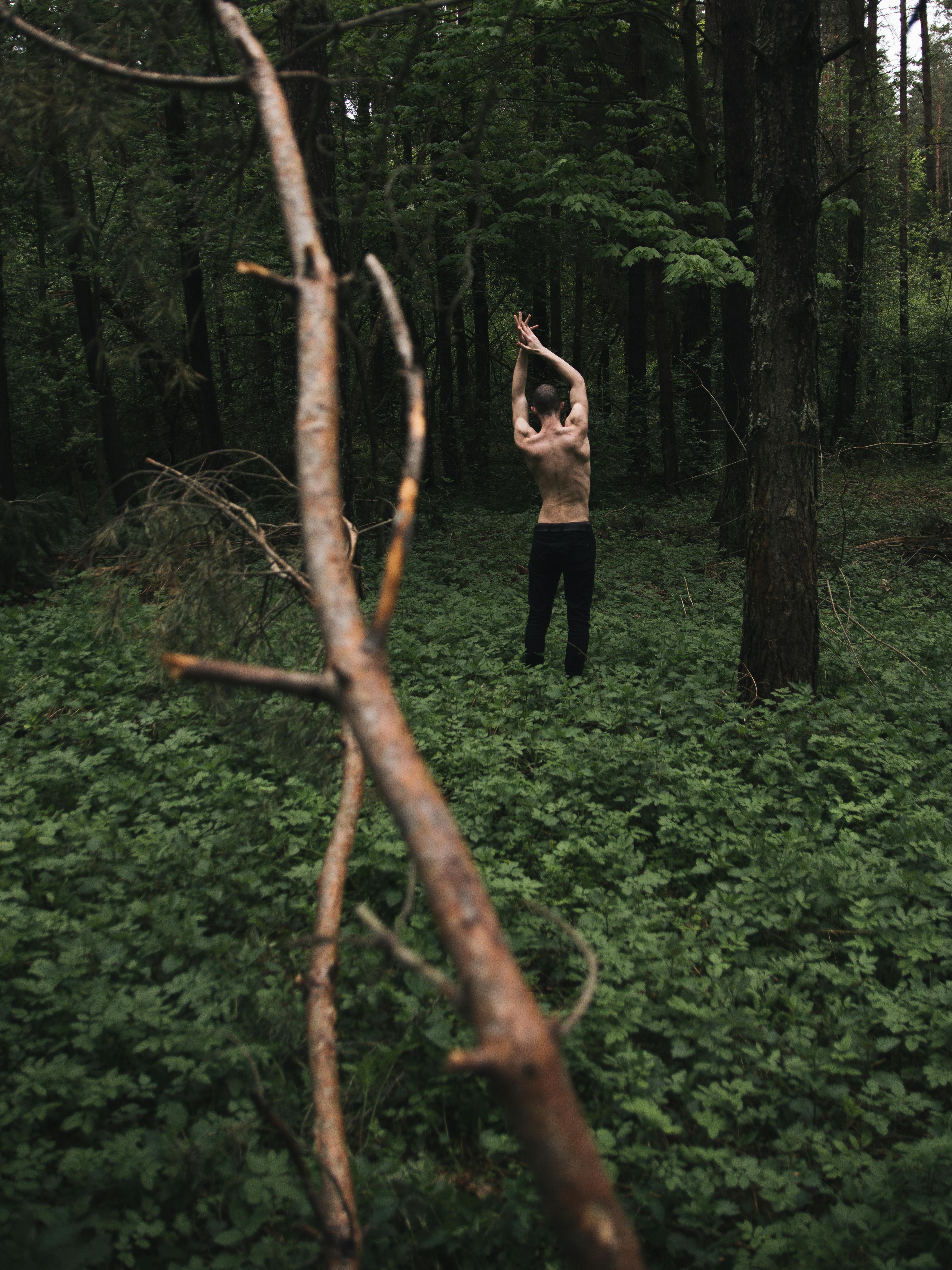 Men in nature – morning light retreat