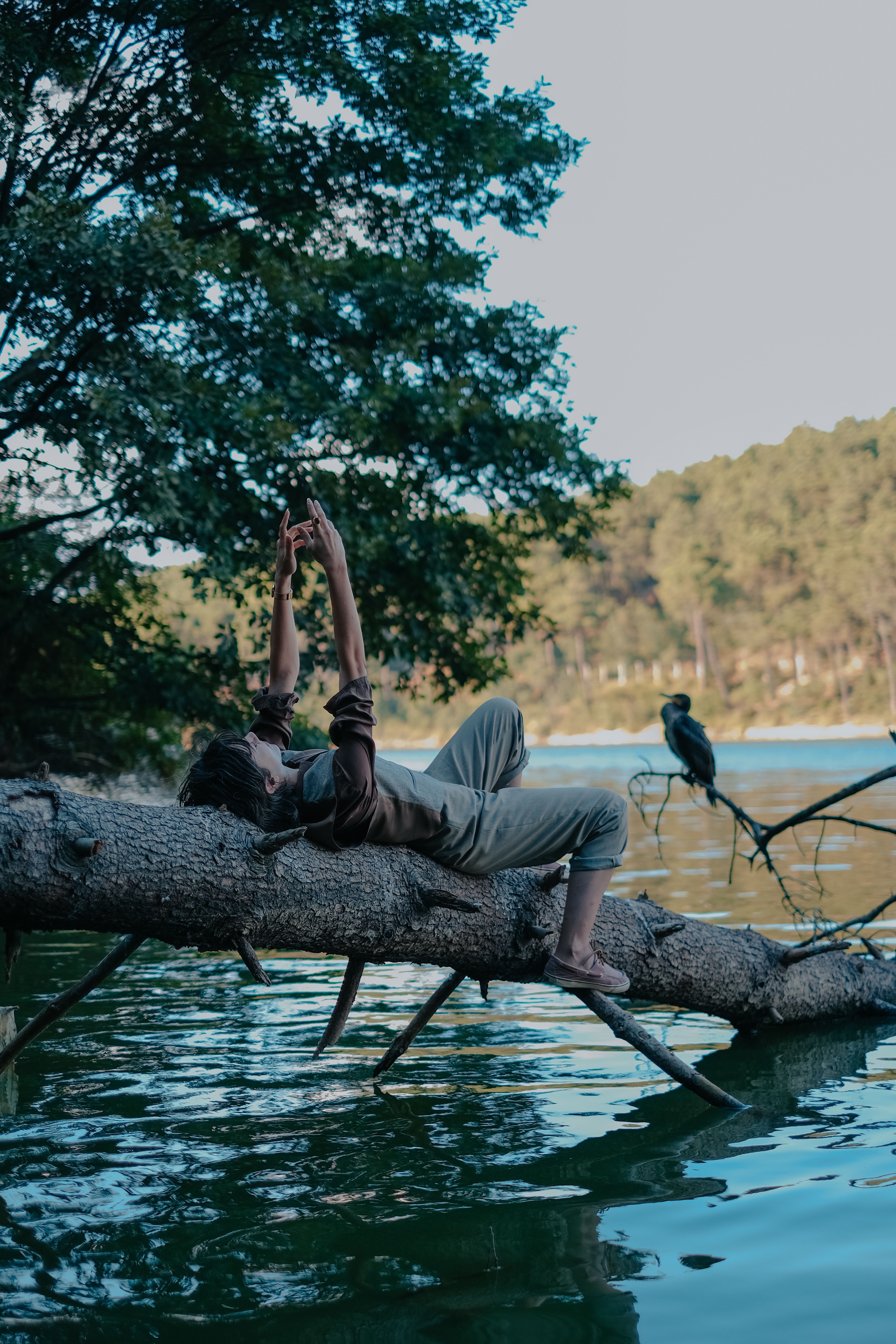 Woman in natural embodiment in nature – HYLR